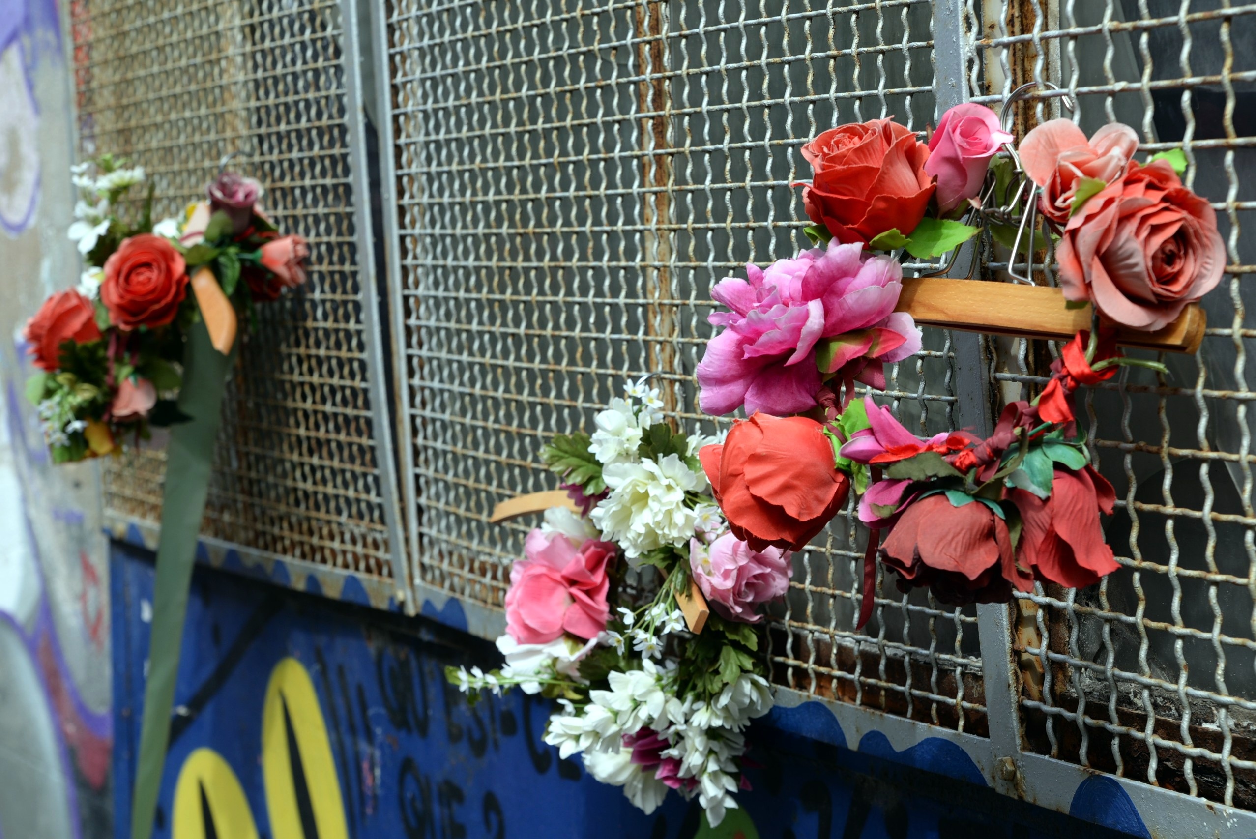 déco, rue de Tunis lors de la préparation du flower power 2025
