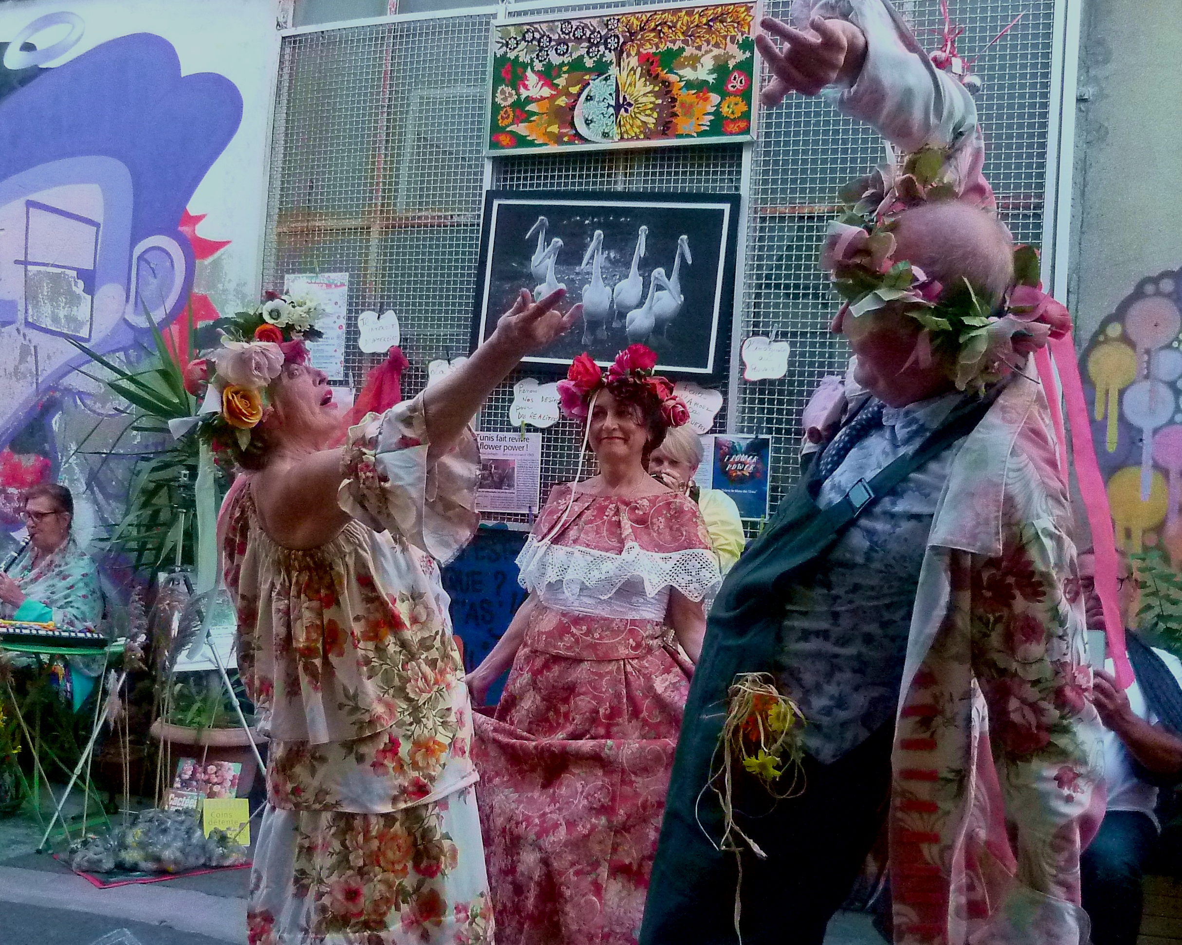 Danse et impros musicales à Sète, rue de tunis en mai 2025